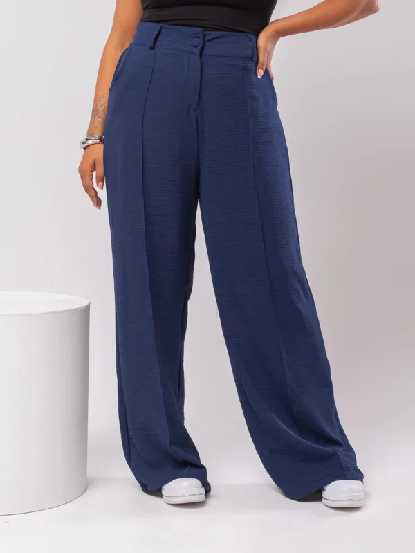 Cód. 377 - Calça Feminina Plus Size Pantalona Básica Wide Leg Duna