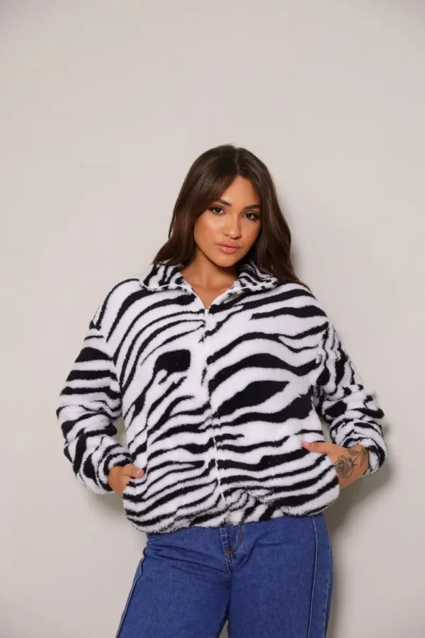 Cód. 1199 - Casaco Feminino Peluciado Zebra C Ziper E Gola Alta Moda Inv